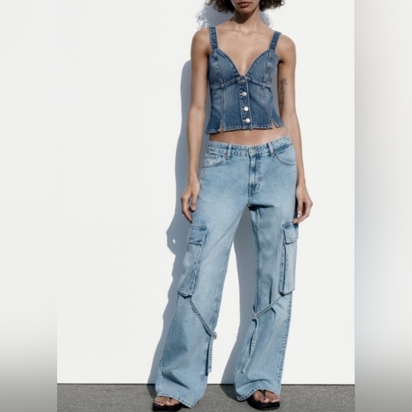 Zara Cotton Blend Belt Loop Wide Leg Cargo Jeans In Light Indigo Wash Size 2 - Picture 15 of 16